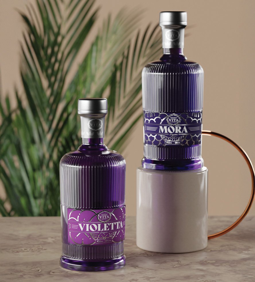 Bottiglie di Vita Violetta e di Vita Mora