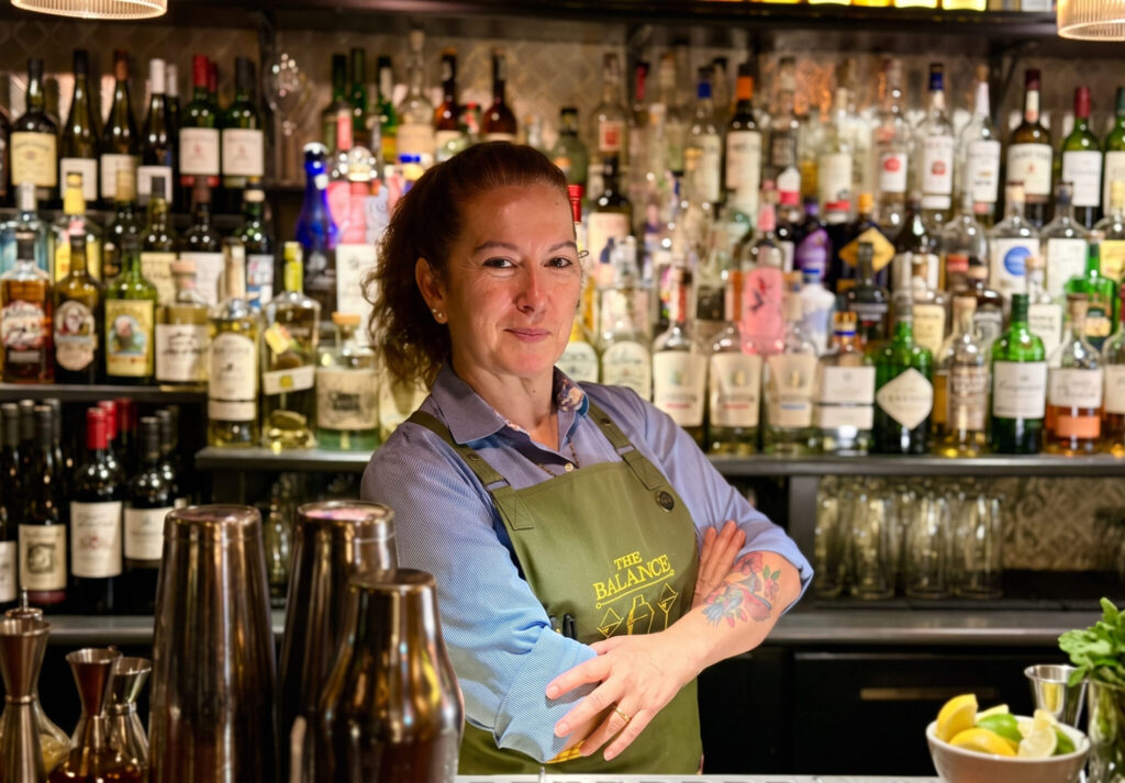 Tiziana Borreani, Bartender di The Balance